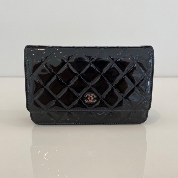 CHANEL BLACK PATENT LEATHER WALLET ON A CHAIN NEW IN BOX! - Picture 15 of 16